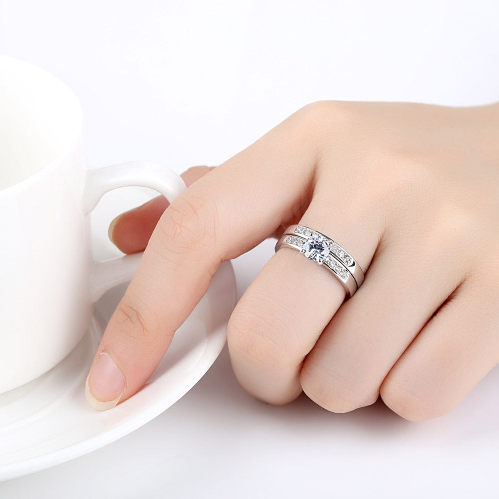 Elegant set of geometric copper rings adorned with sparkling zircon stones, offering a perfect blend of modern style and timeless sophistication.