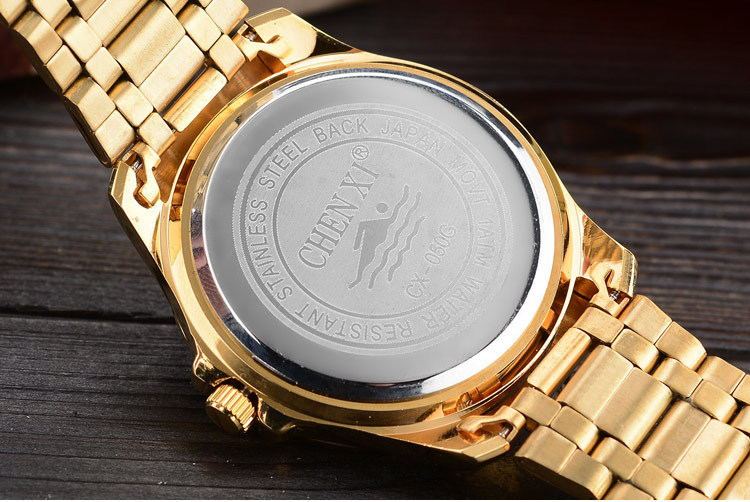 Luxury stainless steel man watch, offering timeless elegance and a sleek design suitable for both men and women. #LuxuryWatch #StainlessSteelWatch #TimelessElegance #UnisexWatch #FashionTimepiece #MenAndWomenStyle #SleekDesign #LuxuryAccessories