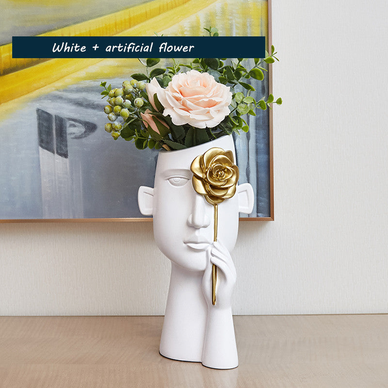 Twin ornaments resin vase, a perfect blend of light luxury and modern home décor to enhance any space. #ResinVase #LightLuxuryDécor #HomeAccessories #ModernVase #ElegantHomeStyle #LuxuryDecor #ChicInterior #DecorativeVase