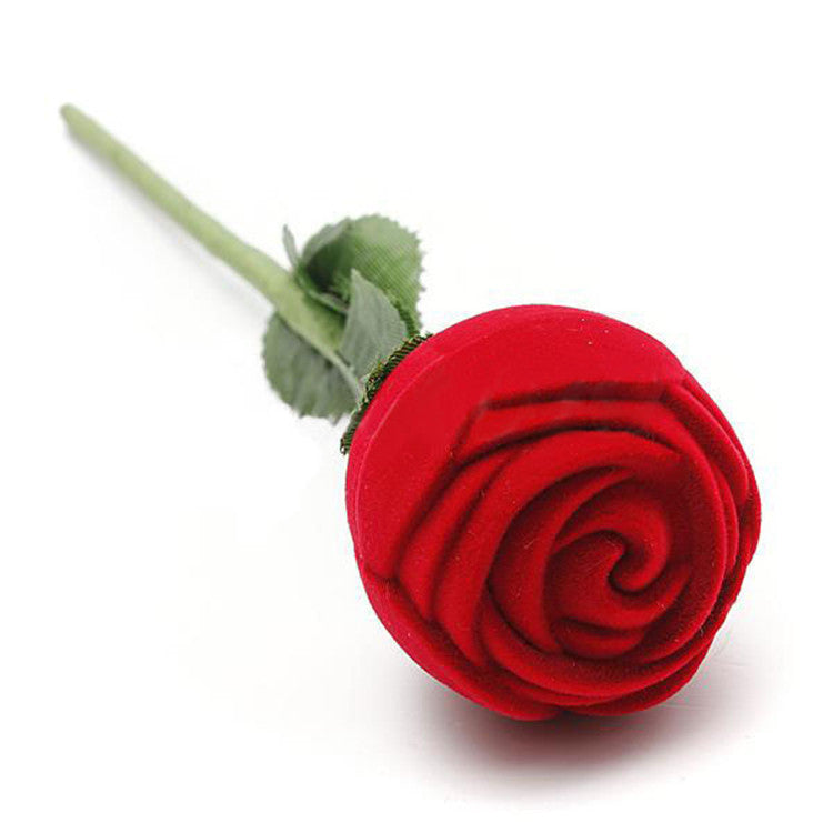 "Red Rose Flower Ring Gift Box β An elegant jewelry box featuring a romantic red rose design, perfect for showcasing rings, cuff links, earrings, and other small jewelry. Ideal for special occasions and thoughtful gifting."