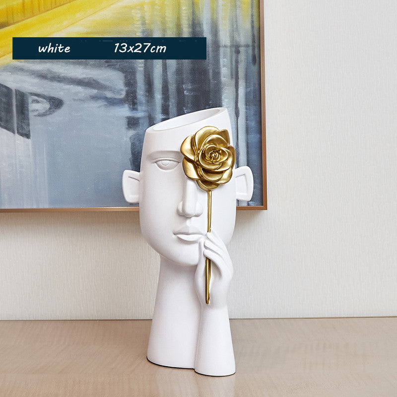 Twin ornaments resin vase, a perfect blend of light luxury and modern home décor to enhance any space. #ResinVase #LightLuxuryDécor #HomeAccessories #ModernVase #ElegantHomeStyle #LuxuryDecor #ChicInterior #DecorativeVase