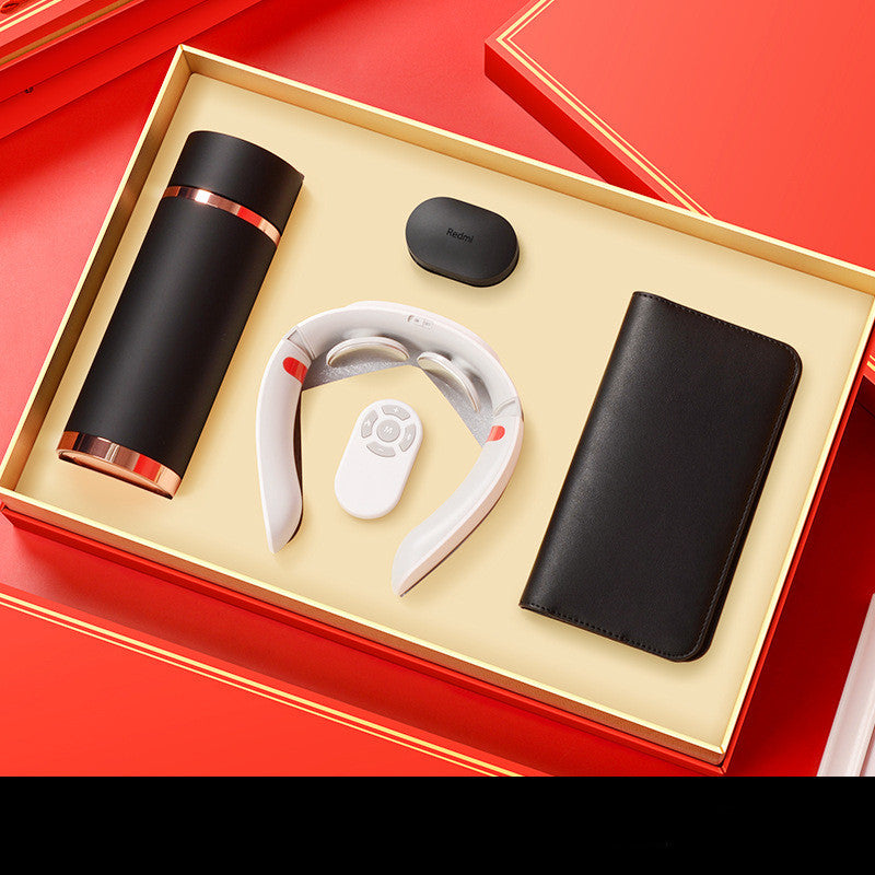 Treat yourself or a loved one to the ultimate in relaxation and luxury with the Premium Massager, the perfect gift for festive occasions or corporate giveaways. This multifunctional gift set blends modern style and advanced technology for an unforgettable experience.