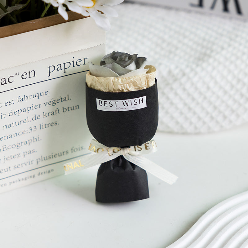 Elegant dried flower bouquet car vent ornament, available in red, pink, champagne, black, and litchi powder roses, adding a stylish and romantic touch to any vehicle.
