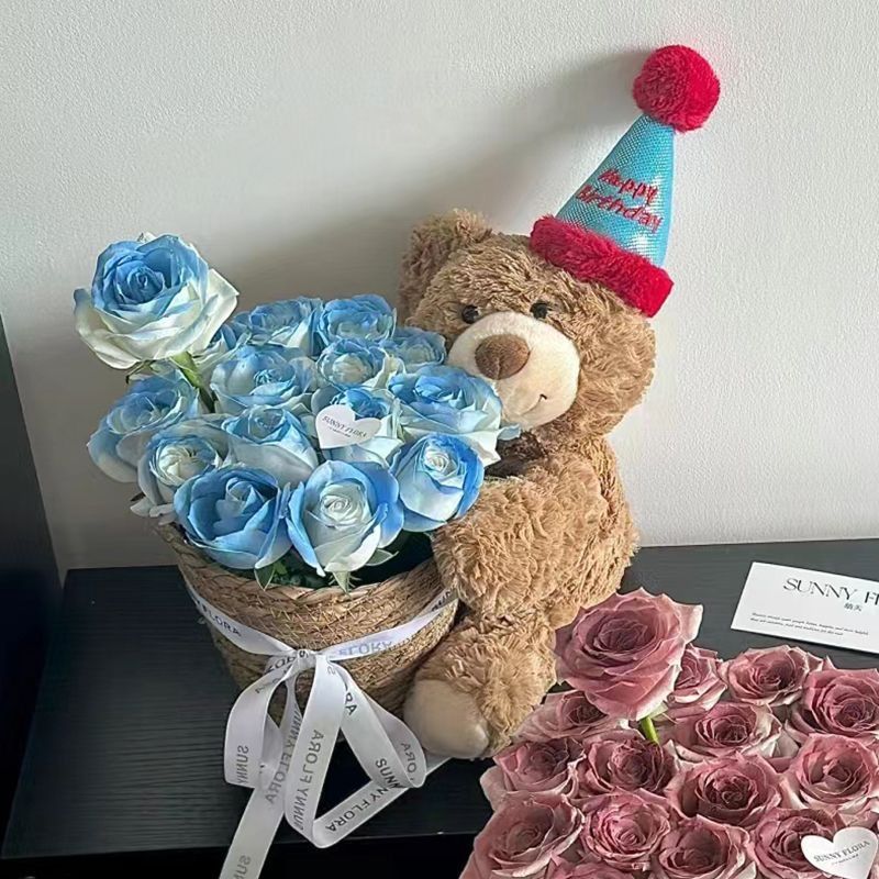 Stuffed Bear with Bouquet – Adorable teddy bear with preserved fresh flowers, LED lights, and a greeting card. Perfect gift for any occasion like birthdays or anniversaries.