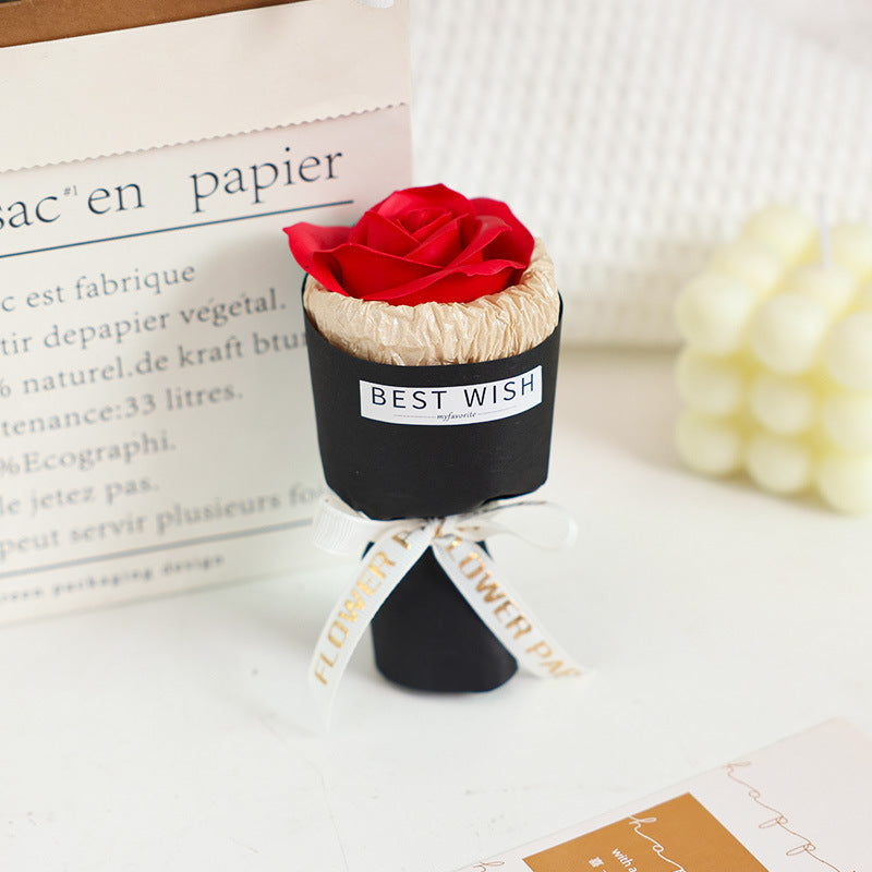 Elegant dried flower bouquet car vent ornament, available in red, pink, champagne, black, and litchi powder roses, adding a stylish and romantic touch to any vehicle.