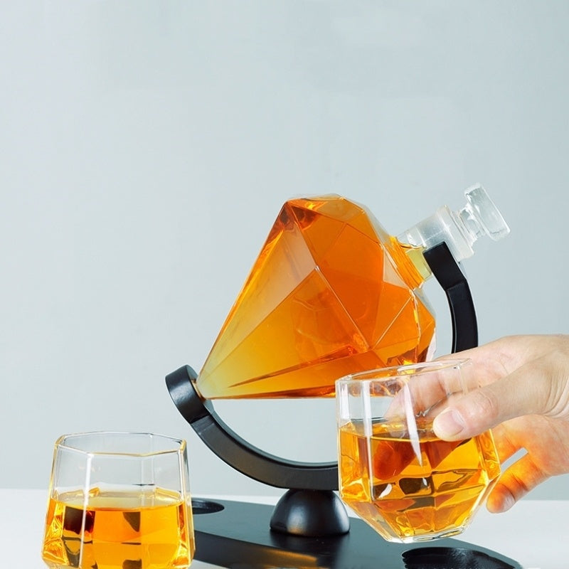 "Whiskey & Wine Set Suit Diamond Bottle β A sleek, white borosilicate glass set featuring a wine pourer and cup set, designed in a simple style to enhance your wine or whiskey experience with elegance and durability."