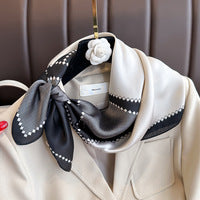Artificial Silk Scarf Gift Set – Soft and elegant 70×70 cm silk satin scarf, perfect for spring, summer, and autumn. Lightweight, smooth, and versatile for various styling options. Available in multiple colors. An ideal gift choice.