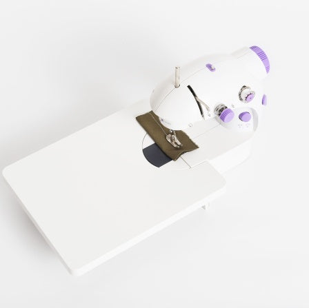 **Electric Mini Household Sewing Machine – Compact & Easy to Use! 🧵✨** A lightweight and portable sewing machine (20x15x10cm) with electric operation, classic straight stitching, and sewing cylinder functionality. Made from high-quality ABS, POM, and PC for durability. Features a built-in thread cutter, lighting, and power supply for convenience. Includes an English manual for easy setup—perfect for home sewing and DIY projects! 🪡
