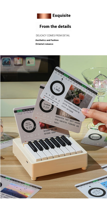  Mini retro-style piano toy in white or black, featuring 24 brief piano scores of world-famous pieces. Packaged in a gift box, perfect as a musical gift or decorative piece.