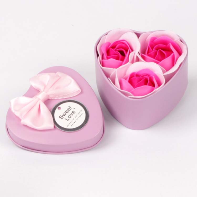 Women's Day Soap Flower Gift Box – A beautifully handcrafted gift set made from high-quality soap flowers. Perfect for promotional events, corporate gifts, and festive celebrations. Elegantly packaged for a refined gifting experience.