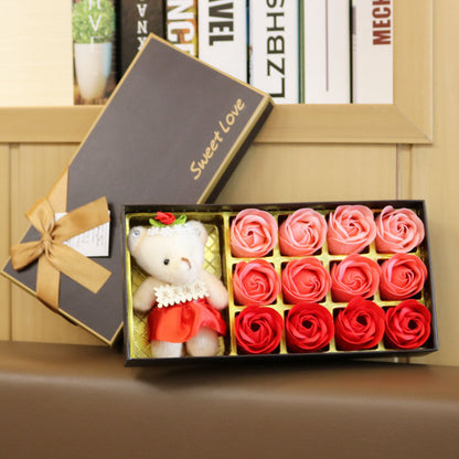 **18-Piece Rose Gradient Soap Flower Gift Set – Elegant & Aromatic**  

A beautifully handcrafted **soap flower bouquet** made from **natural plant extracts**, **glycerin**, and **essential oils**. Provides gentle cleansing, deep moisturization, and a refreshing lemon aroma. Perfect for **gifting, decoration, or self-care**. 🎁🌸✨