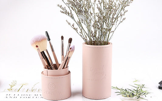 Soft and smooth makeup brush set with artificial fiber bristles and durable aluminum handles. Perfect for daily use and travel-friendly for easy storage and portability.