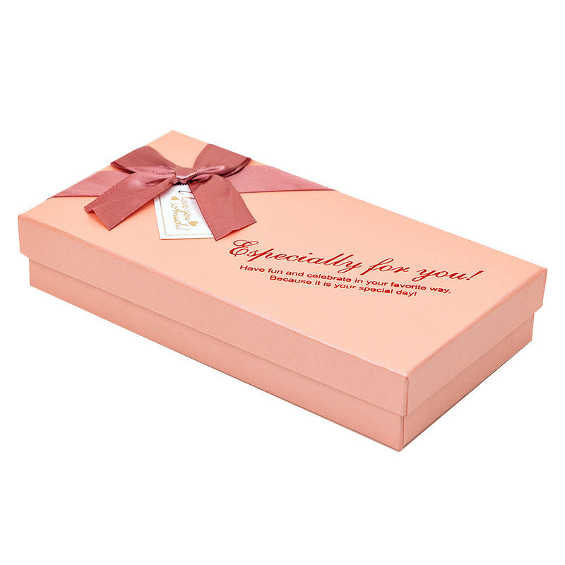 **Rose Soap Flower Gift Box – Elegant & Luxurious 🌹** 12 soap flowers and **gold leaf roses** in a beautifully designed **22.5 x 11.5 x 4 cm** gift box. Ideal for any special occasion. **1 x Gift Box**.