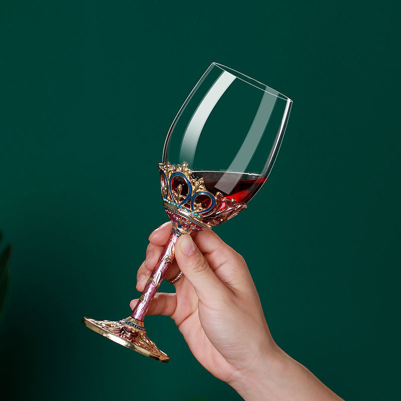 Canzhuo wine glass decanter set featuring elegant European-style red wine glasses (301-400ml) in a gift box, available in various sets with options for custom logo printing.