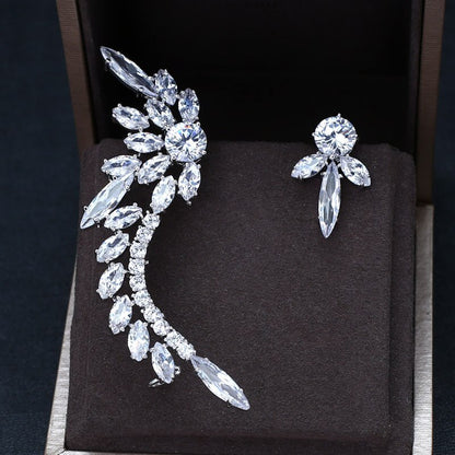 These elegant **Earrings** are crafted from durable **Copper** with a sleek **geometric design**. Finished with **diamond processing**, they offer a touch of sophistication perfect for any occasion.