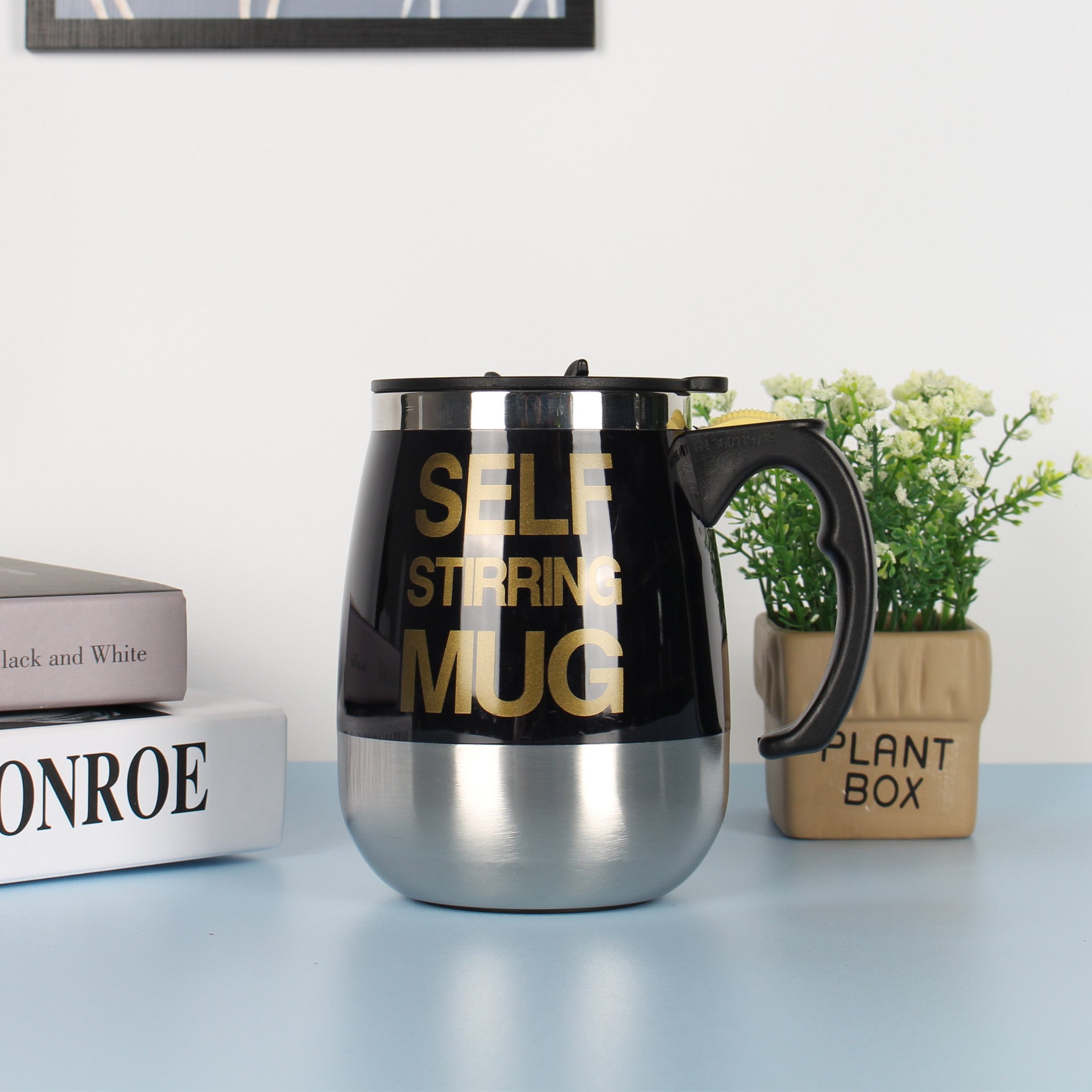 "Electric Self-Stirring Coffee Mug – A convenient, one-touch self-mixing mug with a 401-500ml capacity, available in multiple vibrant colors. Perfect for coffee, tea, and hot chocolate lovers at home or on the go."