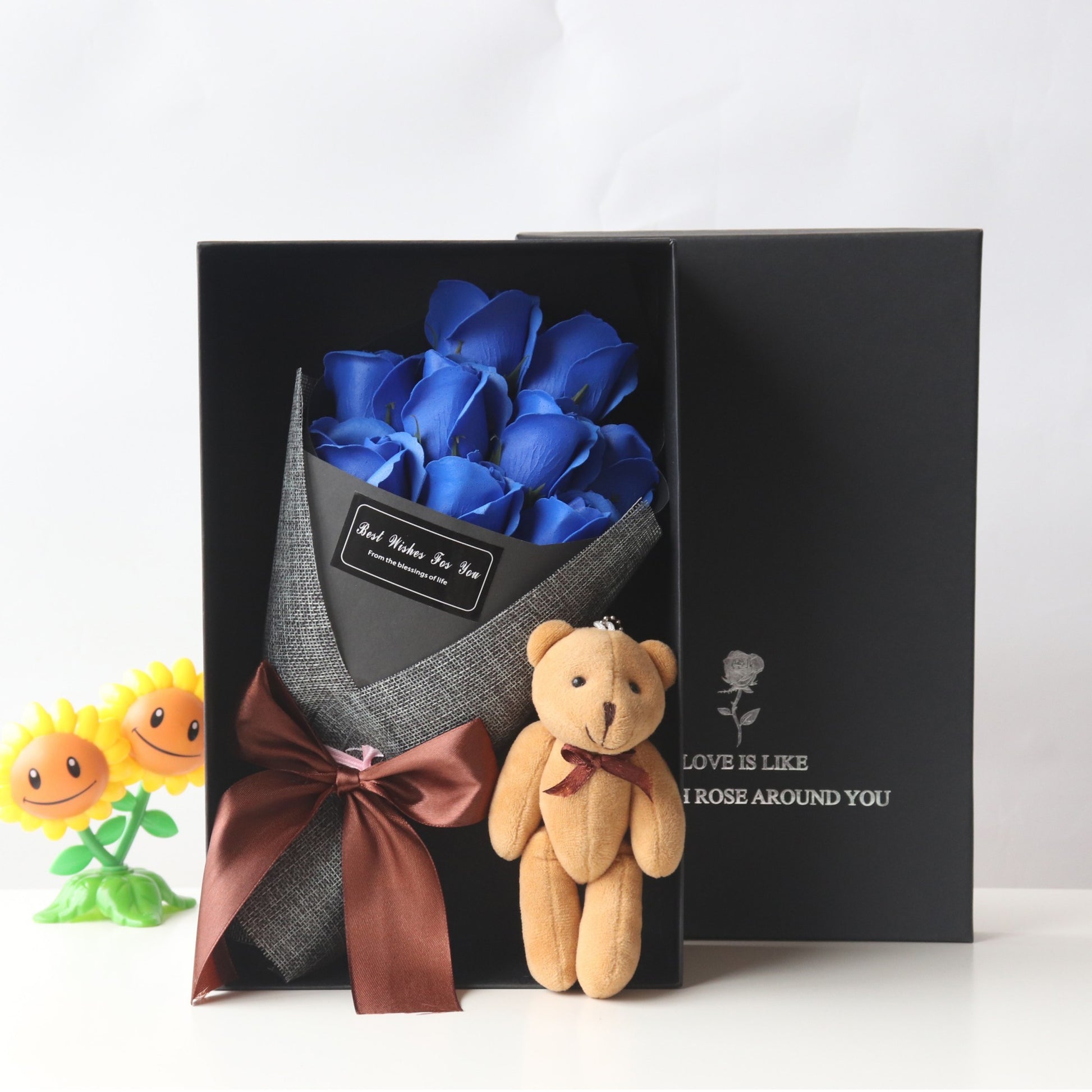 Rose bouquet gift set with soap flowers, including a cute bear and a gift bag, perfect for special occasions like Valentine's Day, Mother's Day, or birthdays