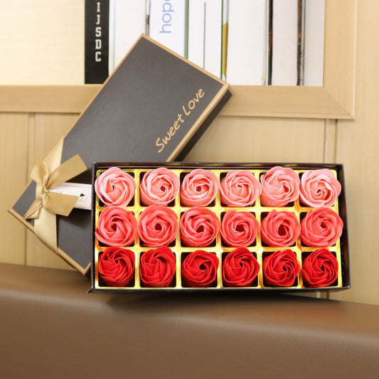 **18-Piece Rose Gradient Soap Flower Gift Set – Elegant & Aromatic**  

A beautifully handcrafted **soap flower bouquet** made from **natural plant extracts**, **glycerin**, and **essential oils**. Provides gentle cleansing, deep moisturization, and a refreshing lemon aroma. Perfect for **gifting, decoration, or self-care**. 🎁🌸✨