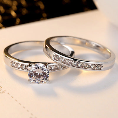 Elegant set of geometric copper rings adorned with sparkling zircon stones, offering a perfect blend of modern style and timeless sophistication.