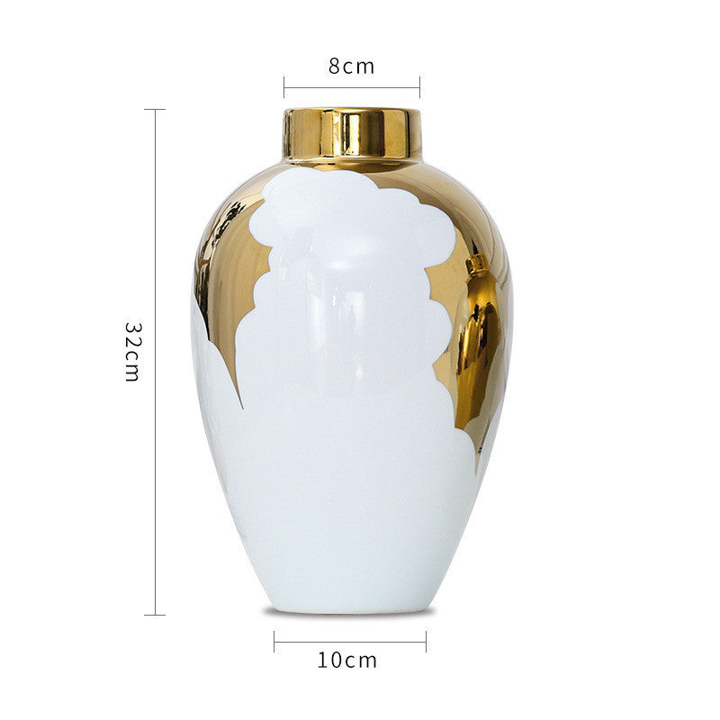 Creative household ceramic vase with elegant glazed porcelain finish, perfect for adding a touch of sophistication to any home décor. #CeramicVase #HomeDécor #PorcelainVase #ElegantDecor #GlazedPorcelain #SophisticatedStyle #CreativeDesign #InteriorStyle