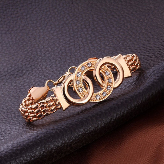 4-piece couple-style jewelry gift set featuring rhinestone earrings, hand accessories, and item accessories with alloy inlaid artificial gems and semi-precious stones. Includes a stylish horsewhip chain.