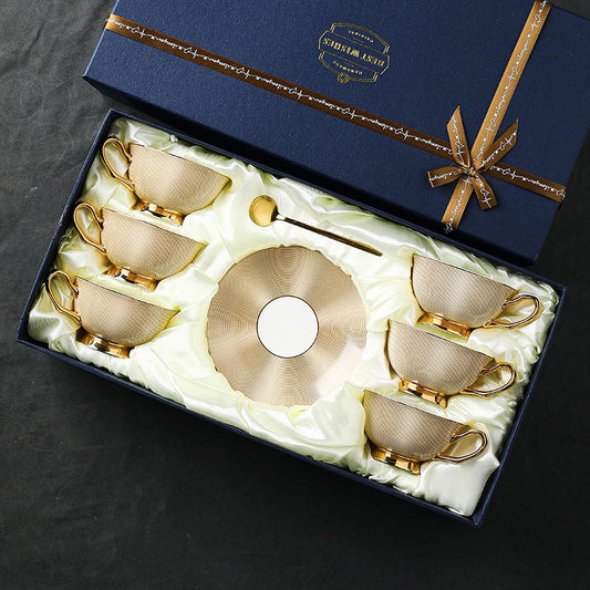 European elegance luxury coffee cup set, offering a sophisticated and timeless design for your coffee moments. #LuxuryCoffeeSet #EuropeanElegance #TimelessDesign #SophisticatedStyle #CoffeeLovers #ElegantTableware #FineChina #LuxuryAccessories