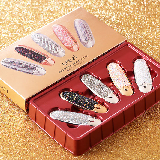 Lipstick gift set featuring five vibrant shades, formulated with beeswax and ozokerite for a moisturizing, long-lasting finish. Suitable for all skin types, combining lipstick and lip gloss for a smooth, radiant look.