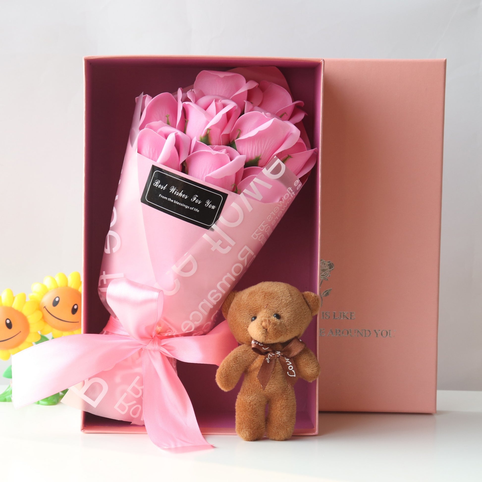 Rose bouquet gift set with soap flowers, including a cute bear and a gift bag, perfect for special occasions like Valentine's Day, Mother's Day, or birthdays