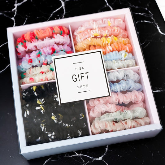Girl's Hair Ring Gift Box – Stylish and practical cloth storage box for hair rings, available in 10 beautiful colors. Perfect for keeping accessories organized.