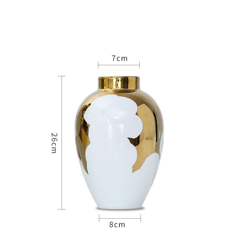 Creative household ceramic vase with elegant glazed porcelain finish, perfect for adding a touch of sophistication to any home décor. #CeramicVase #HomeDécor #PorcelainVase #ElegantDecor #GlazedPorcelain #SophisticatedStyle #CreativeDesign #InteriorStyle