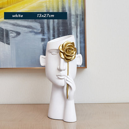 Twin ornaments resin vase, a perfect blend of light luxury and modern home décor to enhance any space. #ResinVase #LightLuxuryDécor #HomeAccessories #ModernVase #ElegantHomeStyle #LuxuryDecor #ChicInterior #DecorativeVase
