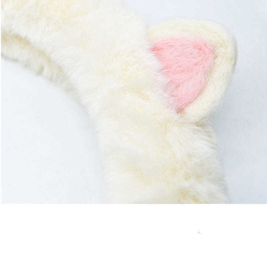 Plush cute car steering wheel cover in various designs including Yugui dog, Meidi, KT cat, and cat ears. Made from soft plush material, fits steering wheels with a 38cm diameter.
