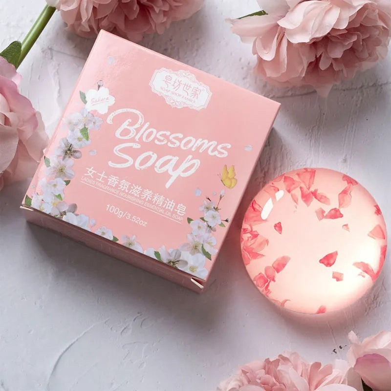 **Women's Rose Petals Handmade Soap – Luxurious handmade soap infused with real rose petals, perfect for neutral skin. Gently cleanses, nourishes, and refreshes.**