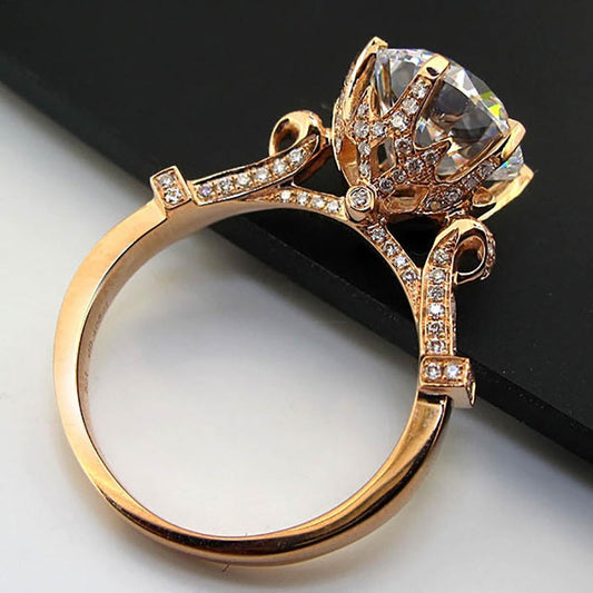 Fashion Edition luxury round diamond ring, featuring timeless elegance with intricate details. A perfect statement piece for any occasion.
