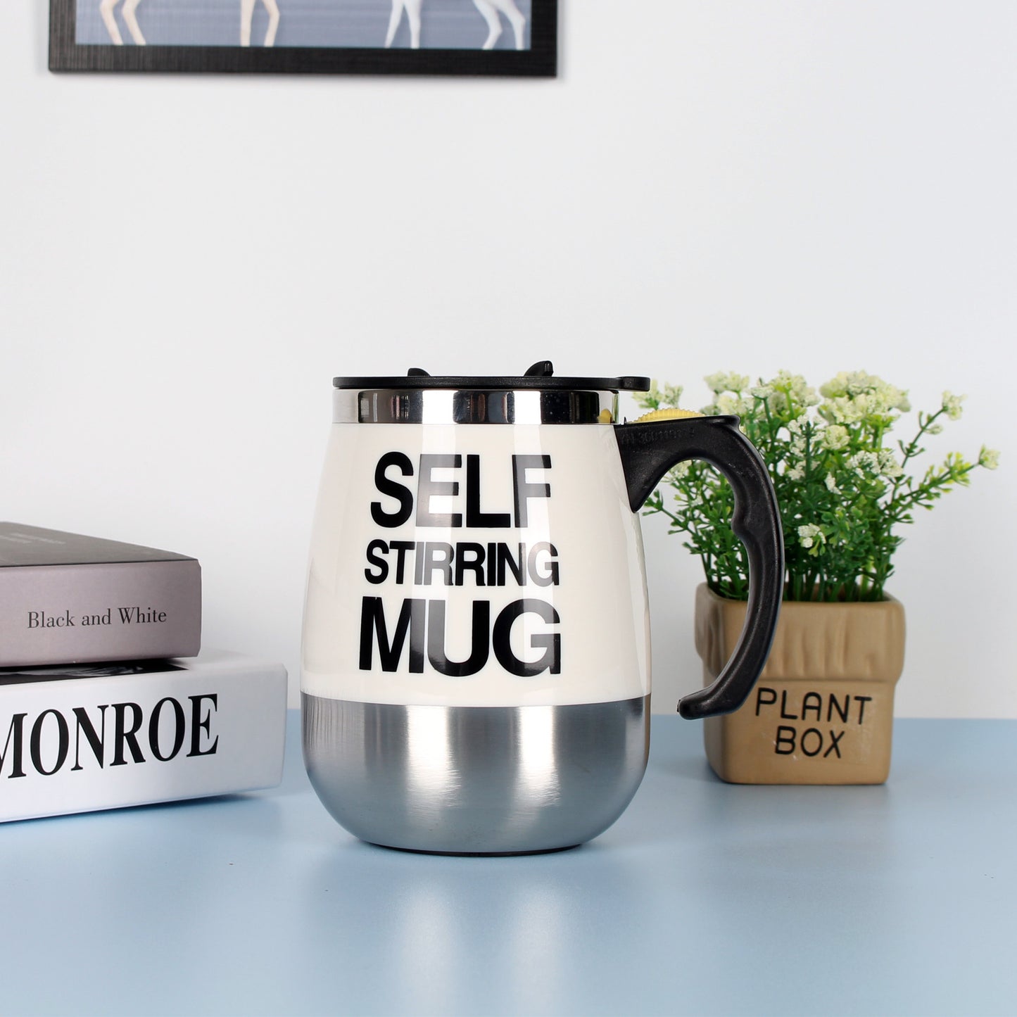 "Electric Self-Stirring Coffee Mug – A convenient, one-touch self-mixing mug with a 401-500ml capacity, available in multiple vibrant colors. Perfect for coffee, tea, and hot chocolate lovers at home or on the go."