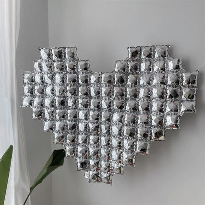Large Birthday Party Background Wall Balloon made of aluminum film in heart shapes, available in red, silver, gold, and pink. Perfect for themed parties and celebrations.